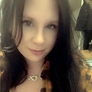 Meet your Posher, Kirsty